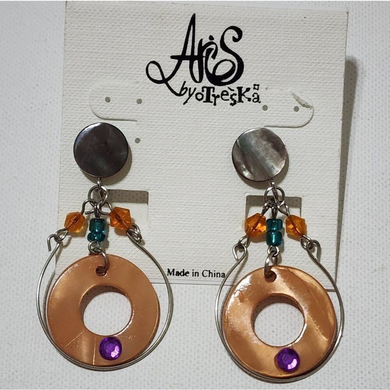 Treska Circle Peach Beaded Dangle Earrings New 30$